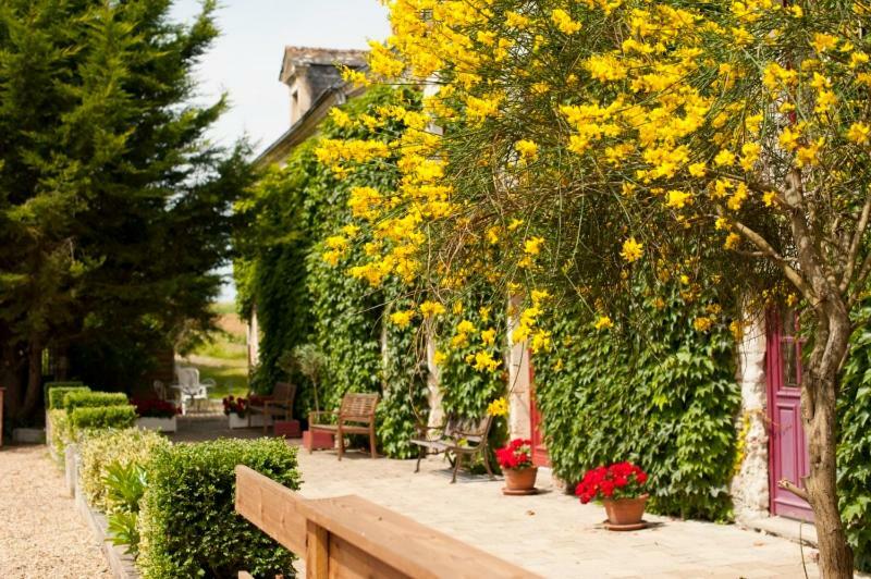 Moulin De Gaubourg Bed & Breakfast Saint-Melaine-sur-Aubance Ngoại thất bức ảnh